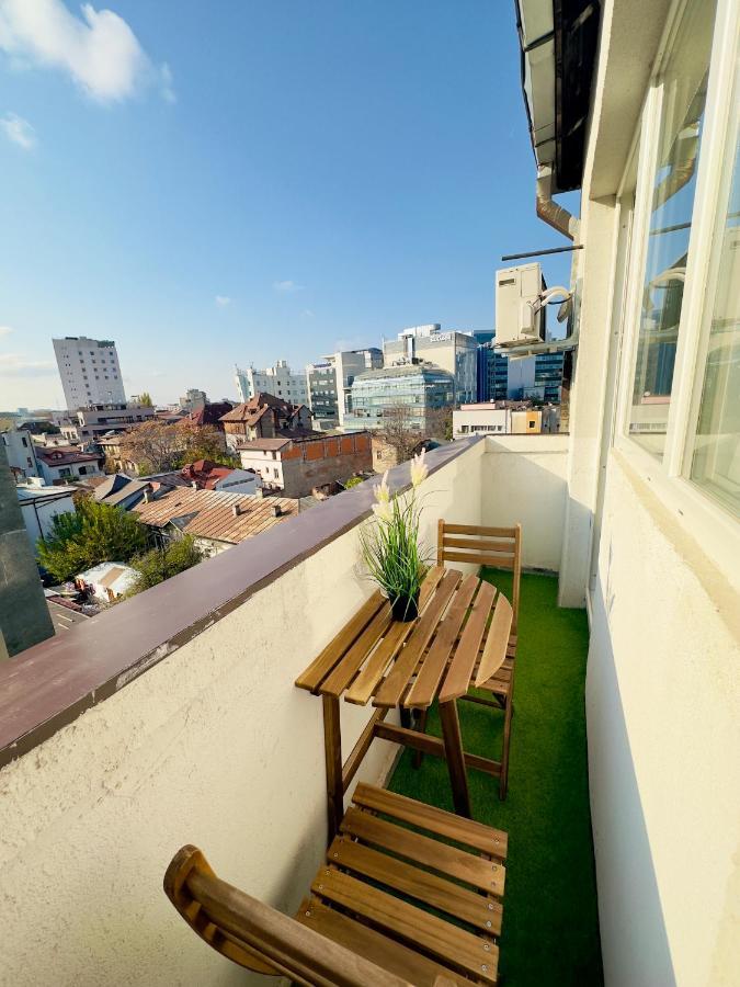 Downtown Victoria Apartments By Citybookings Bukarest Szoba fotó