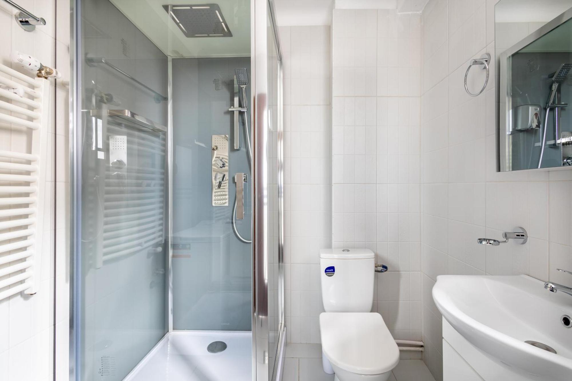 Downtown Victoria Apartments By Citybookings Bukarest Kültér fotó