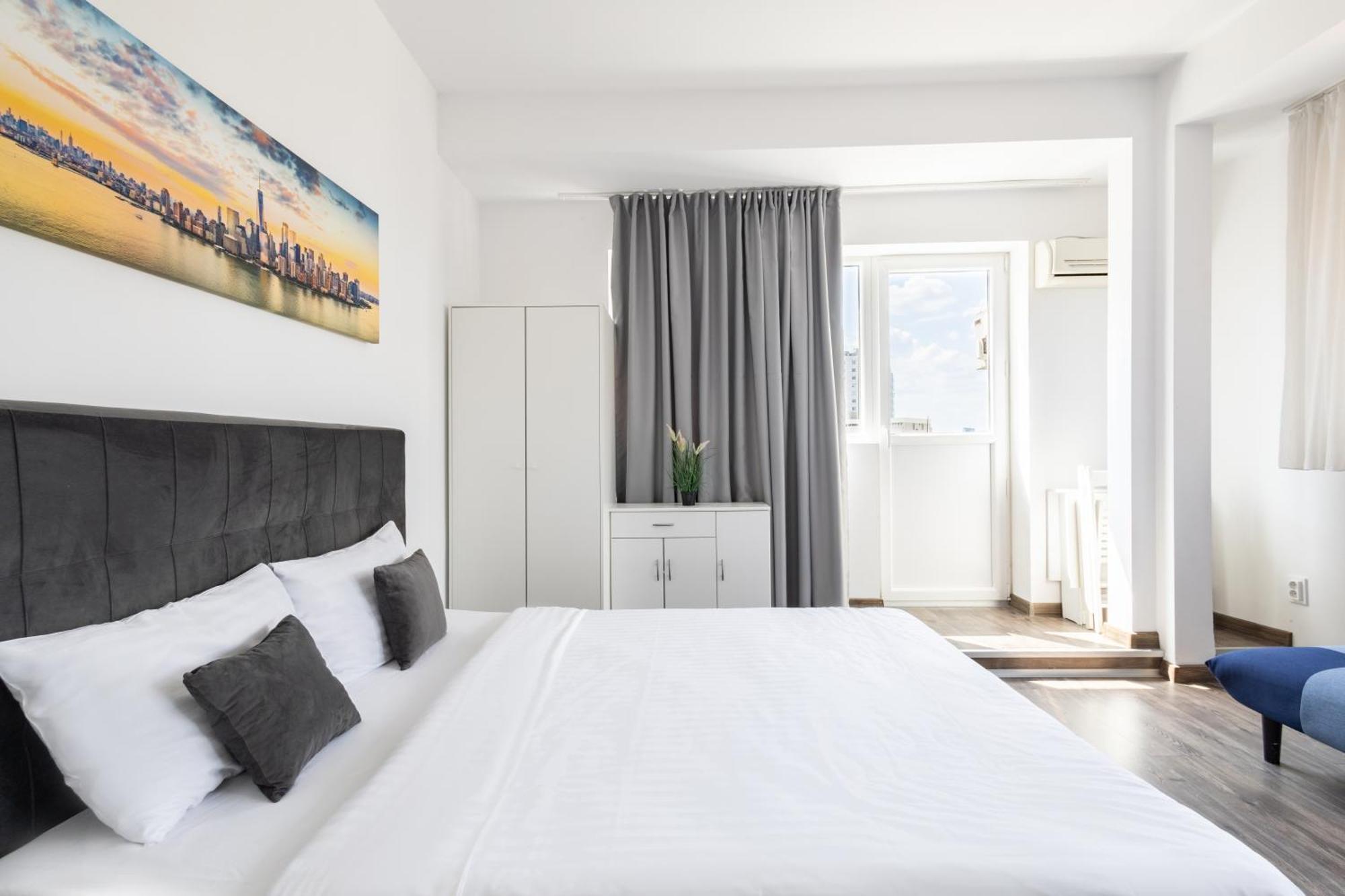 Downtown Victoria Apartments By Citybookings Bukarest Kültér fotó